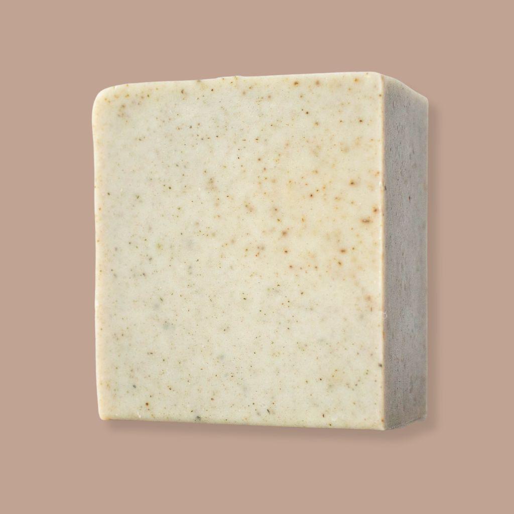 Simple Alchemy Co Balance Bar Soap is made with Comfrey Leaf for a gentle and soothing cleansing experience.